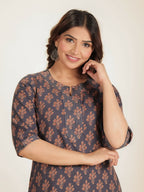 Aramya Straight Soft Cotton Floral Print Women's Kurta - Grey | Grocsy