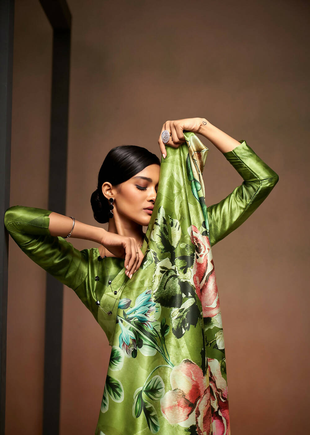 Green Satin Digital Printed Saree with Unstitched Blouse Piece - Jodha | Grocsy