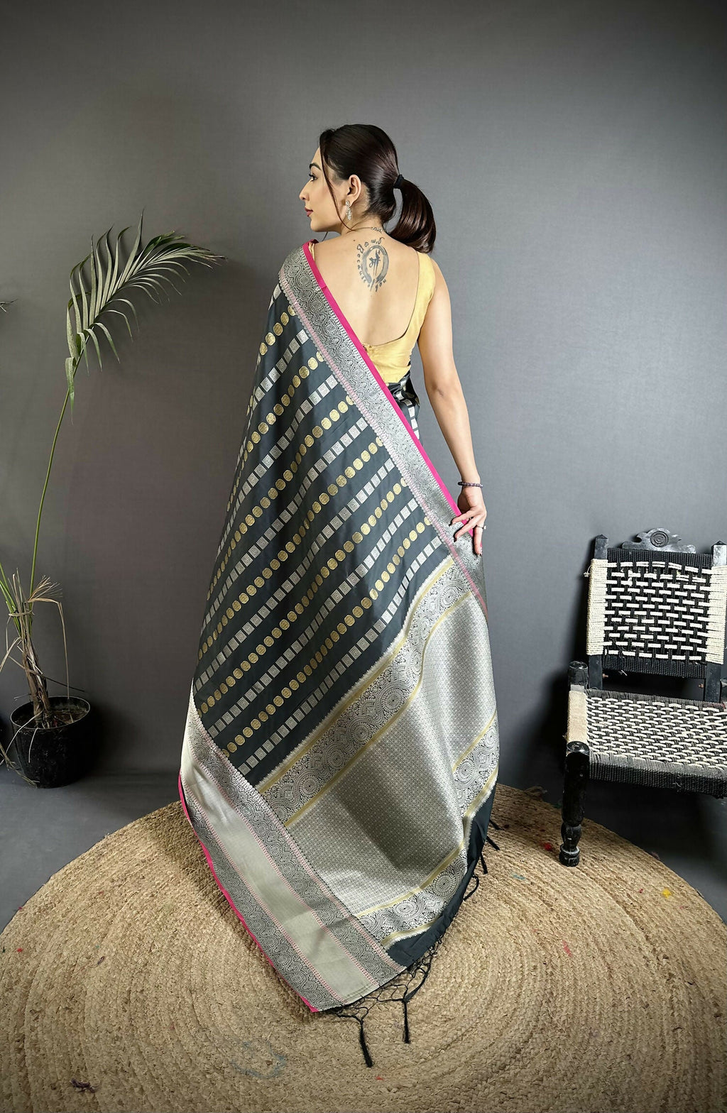 Joban Fashion Black Checked Soft Silk Kanjivaram Silk Saree | Grocsy