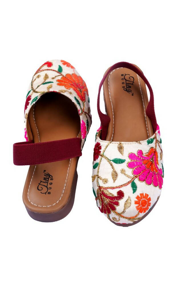 Tiny Bugs Girls Embroidered Strap Ethnic Jutis-Beige | Grocsy