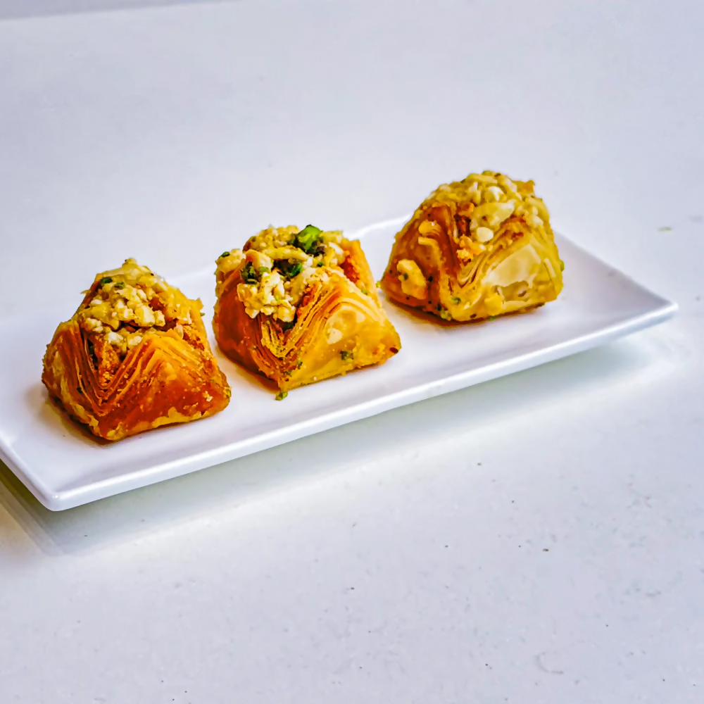 Gwalia Sweets Cashew Boukaj | Grocsy
