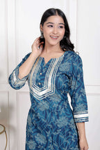 Miravan Women's Cotton Floral Printed V-Neck Kurta with Flared Palazzo | Grocsy
