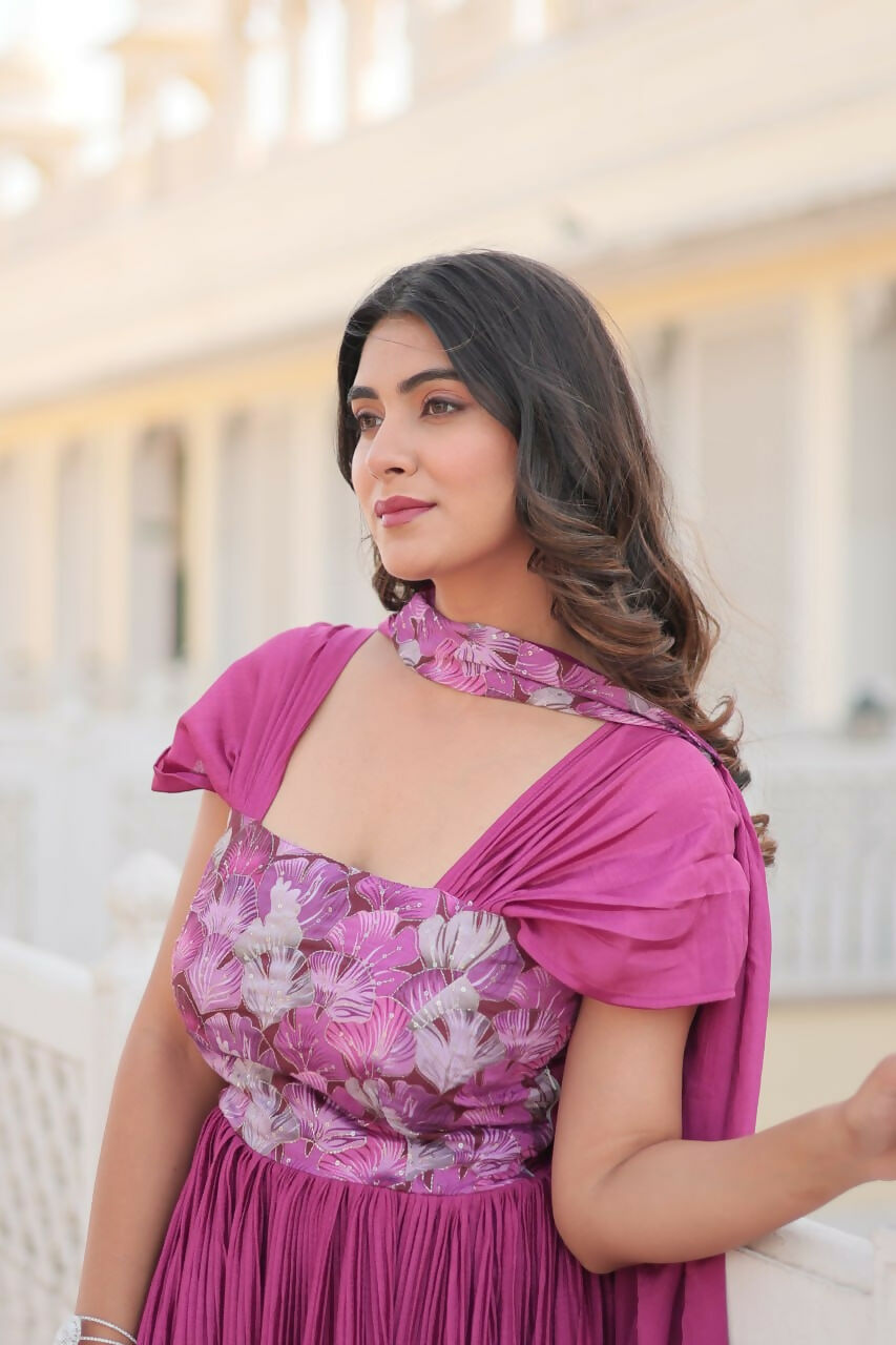 Vastranavya Position Print with Fancy Balloon Sleeves Chinnon Crush Pleating Gown with Dupatta - Pink | Grocsy