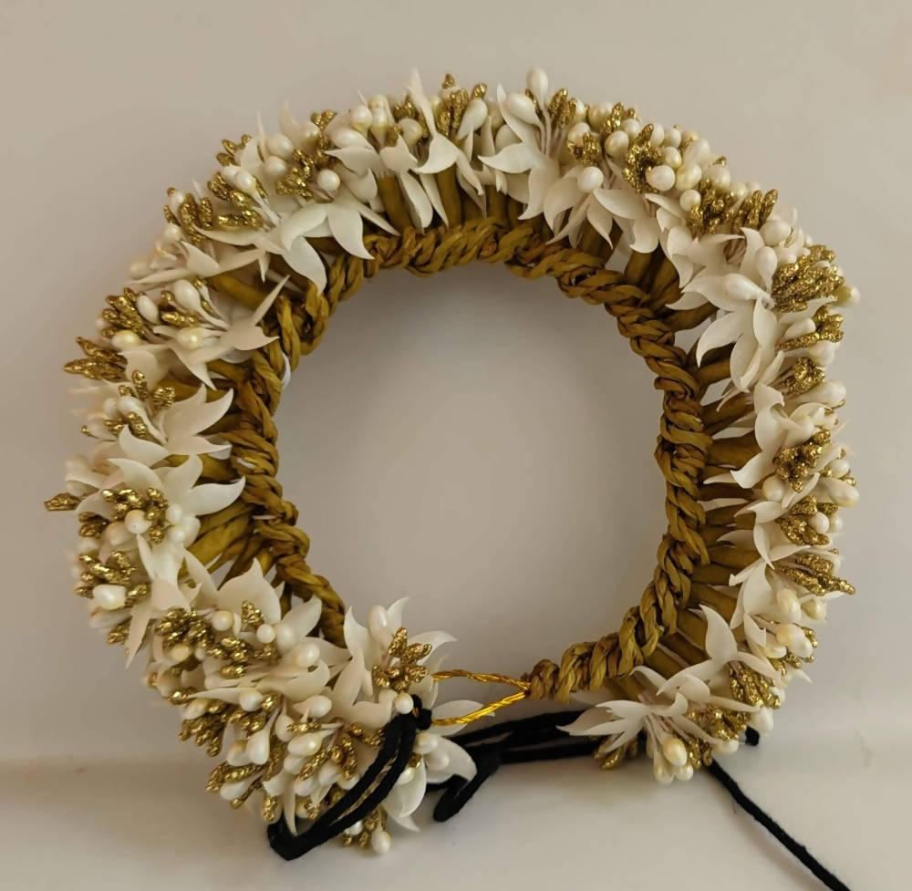 Trendy Bridal Hair Gajra | Grocsy