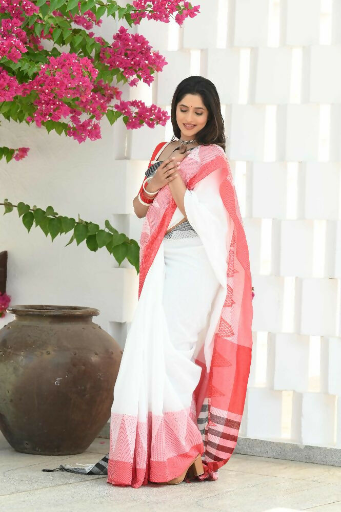 Beatitude Cream Temple Border Cotton Saree | Grocsy