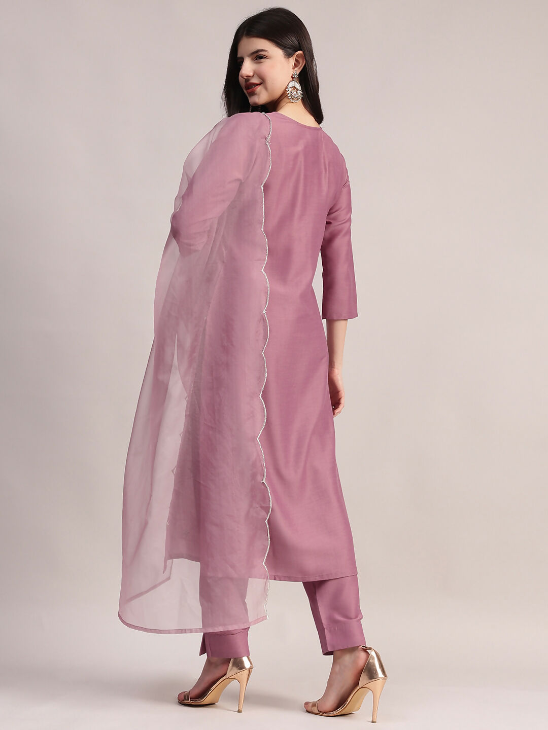Aavyora Women Lavender Embroidered Chinon Kurta with Straight Pants & Organza Dupatta Set | Grocsy