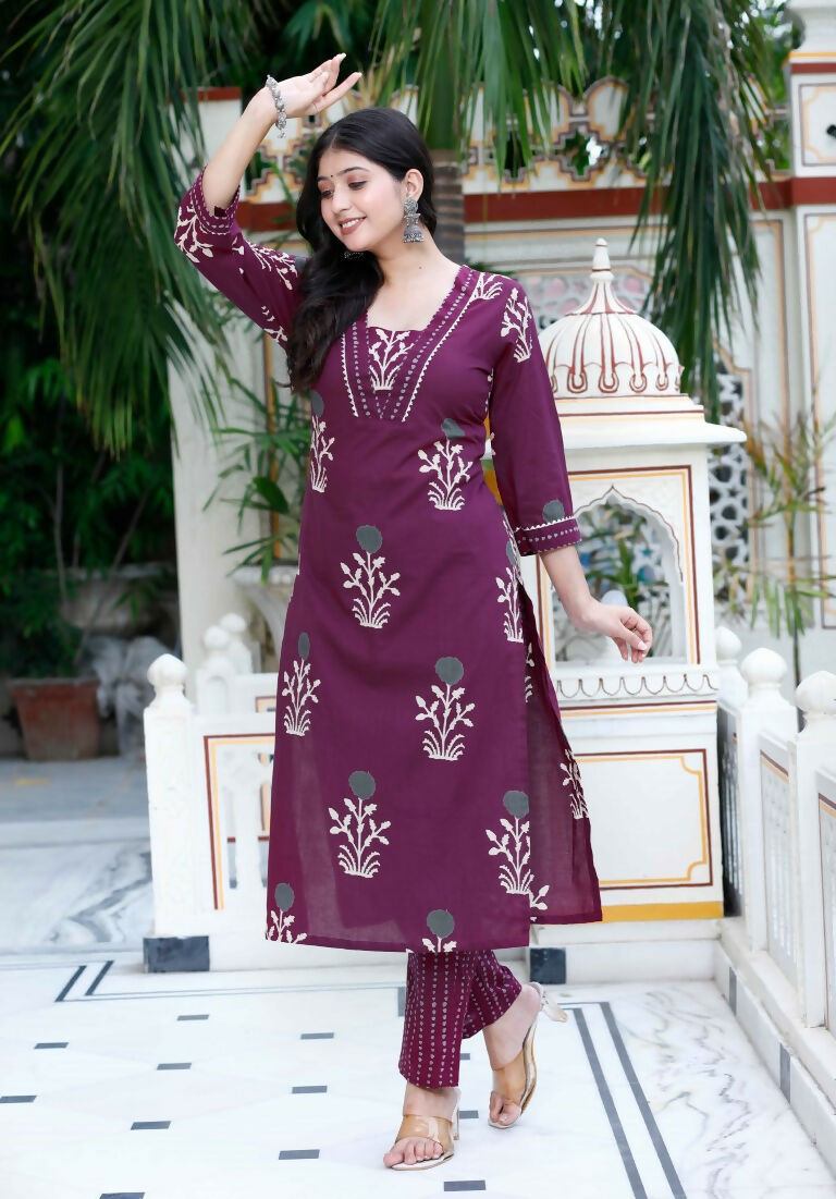 Miravan Women's Cotton Fabric Purple Kurta With Palazzo | Grocsy