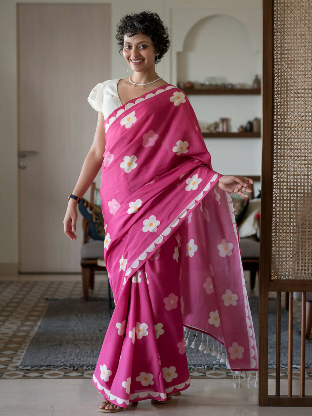 Suta Pink Floral Pure Cotton Saree | Grocsy