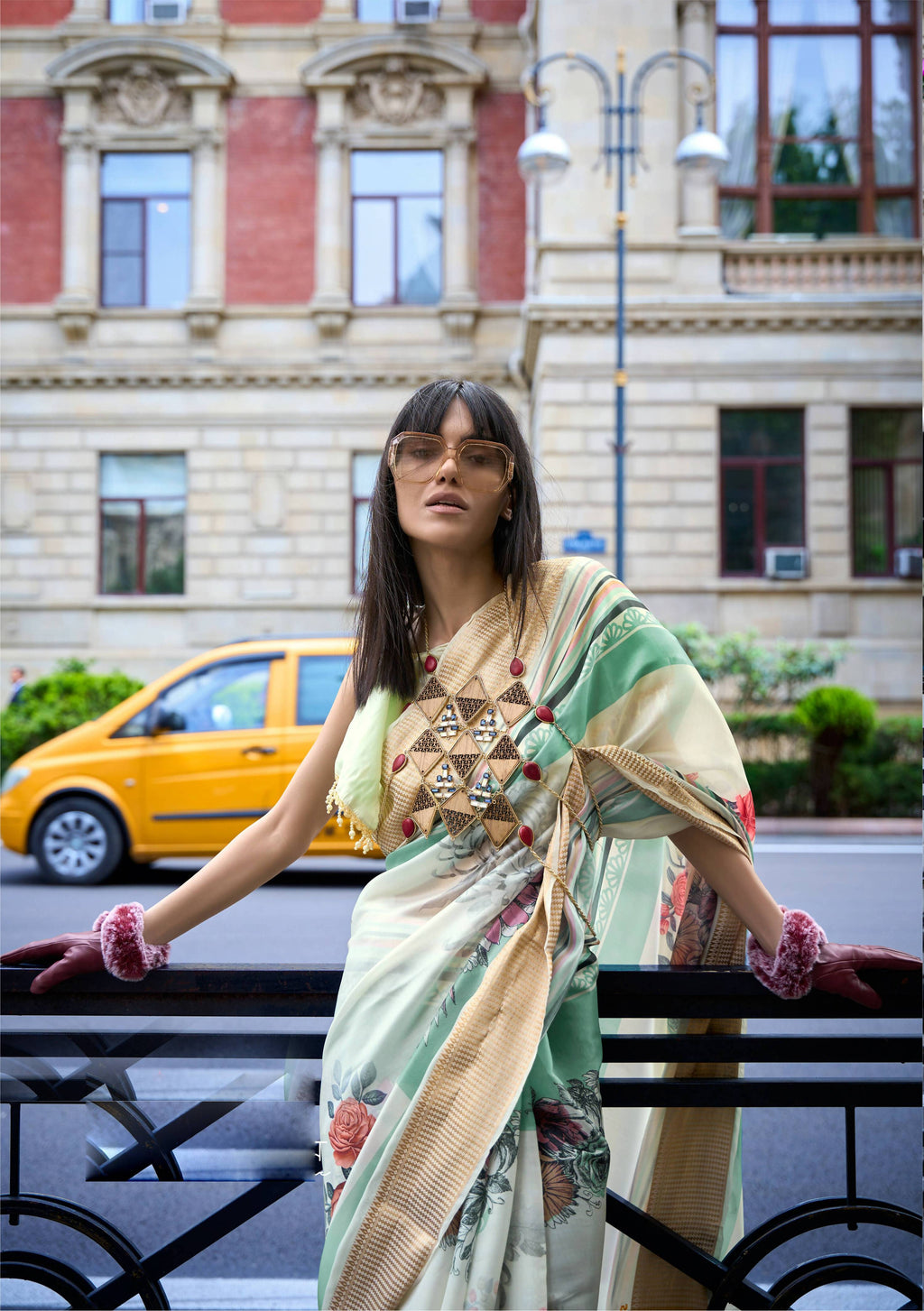 Off White Satin Organza Floral Woven Design Saree With Unstitched Blouse Piece - Klay's | Grocsy
