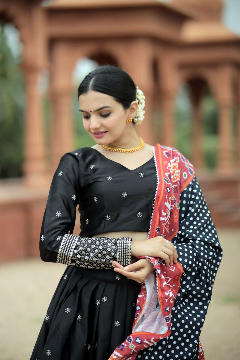Vastranavya Navaratri Collection Myra Silk Lehenga & Blouse With Maslin Crochet Printed Dupatta Set - Black | Grocsy