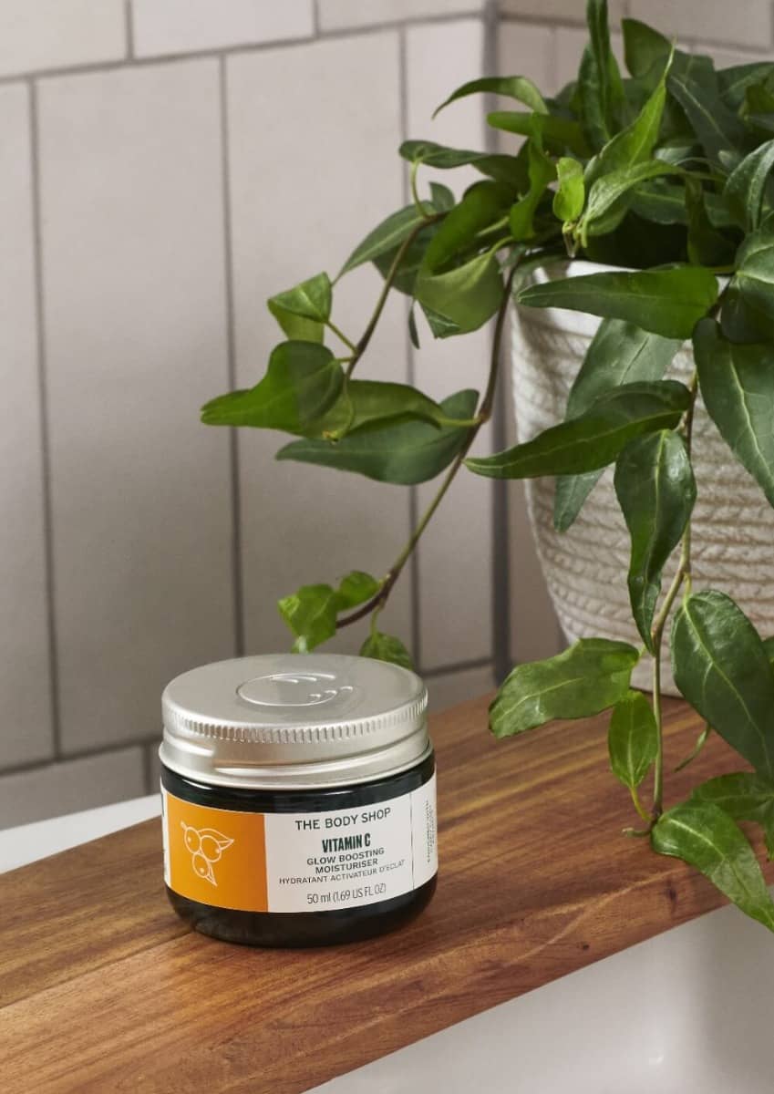 The Body Shop Vitamin C Glow Boosting Moisturiser | Grocsy