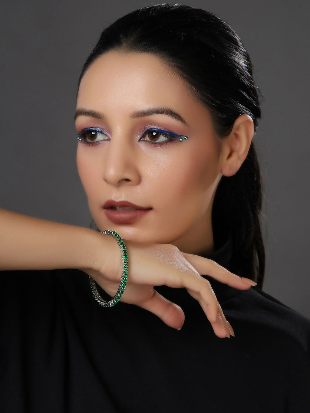 Green Stone Bangle- Ruby Raang