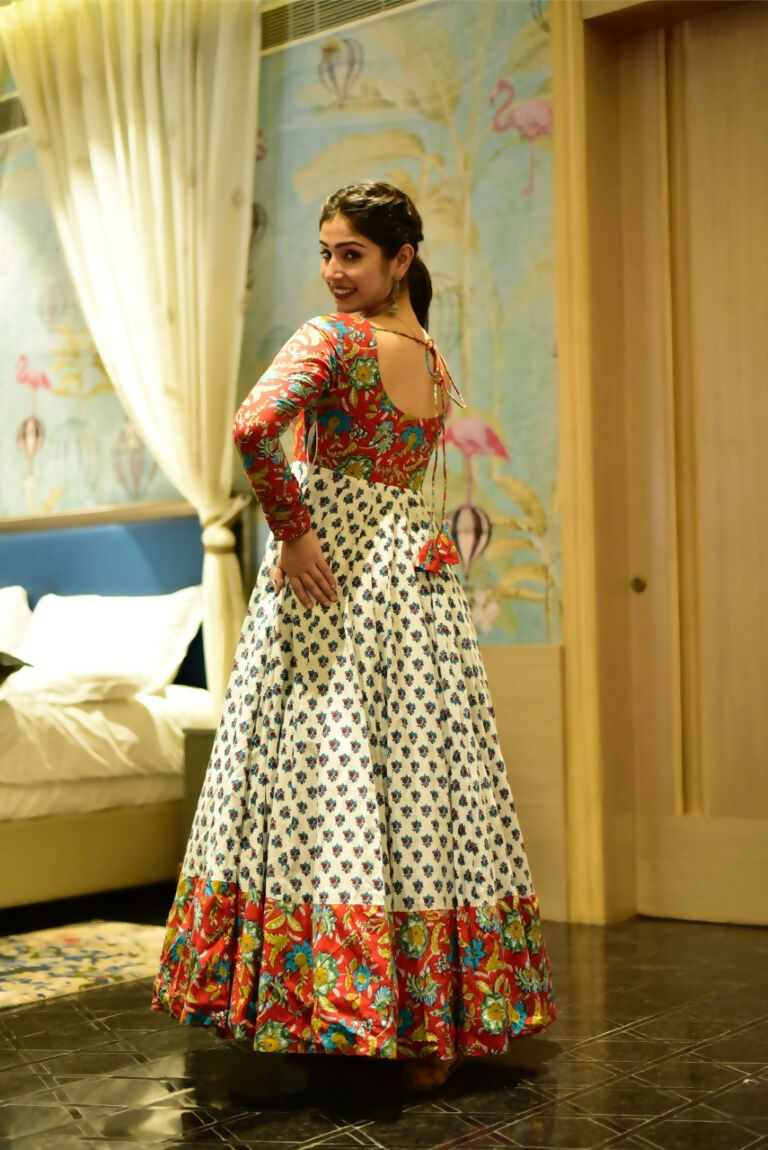 Jyoti Fashion Women's Off White Heavy Digital Printed Cotton Silk Anarkali Dress | Grocsy