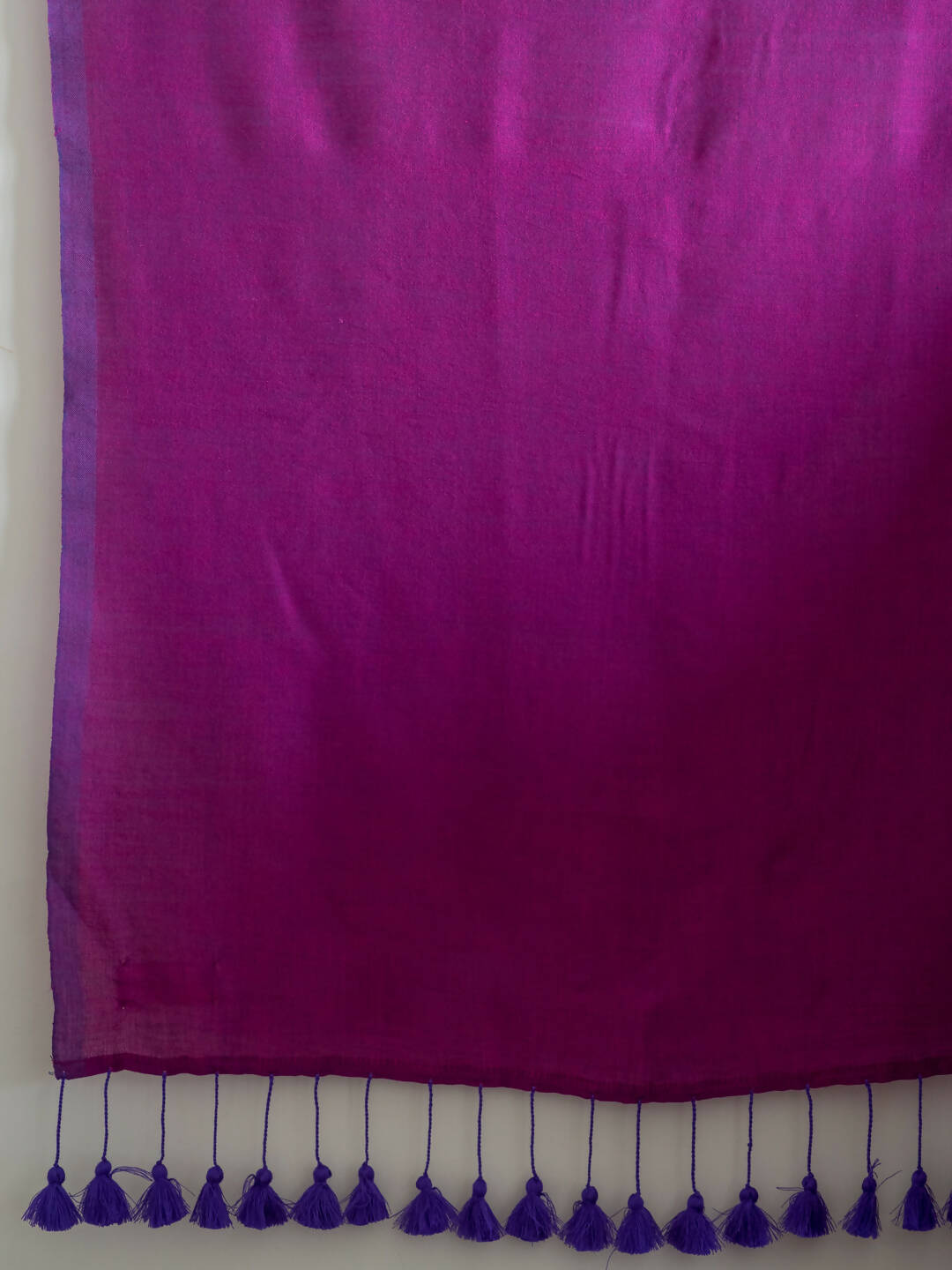 Suta Magenta Solid Cotton Blend Saree | Grocsy