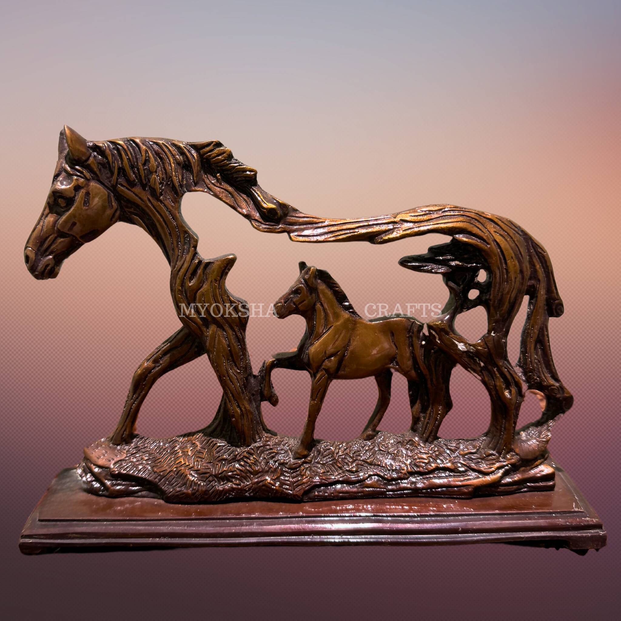 Brass Horse Décor | Grocsy