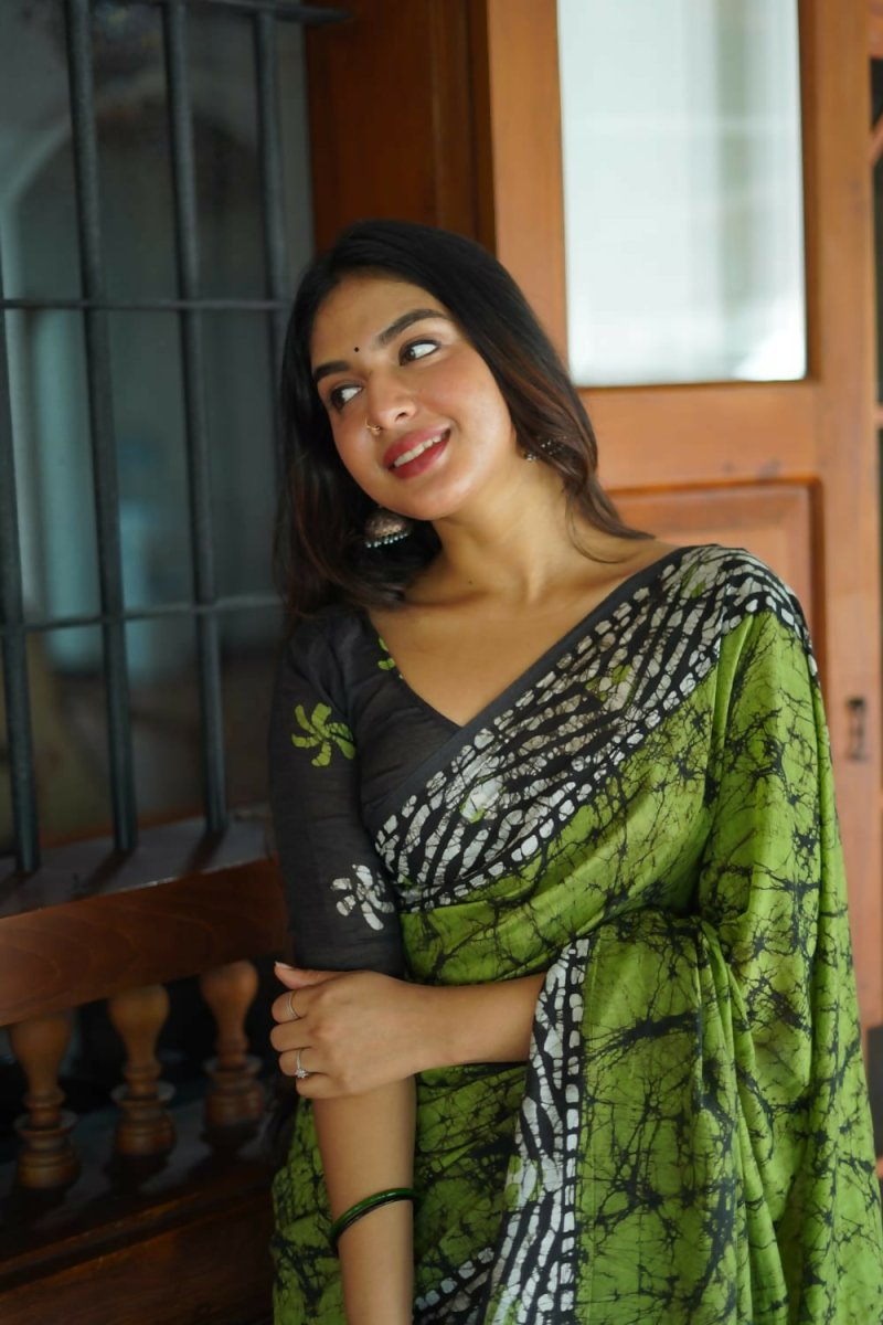 Arfa Fashion House Green Combination Pure Chanderi Cotton Batik Printed Saree | Grocsy