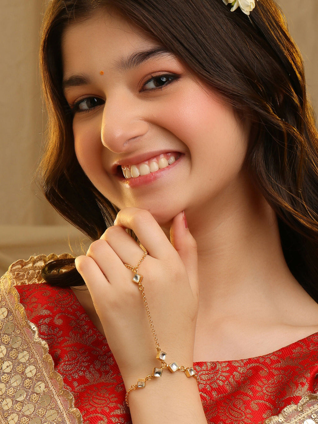 Ruby Raang Noor Minimal Gold Hand Chain | Grocsy