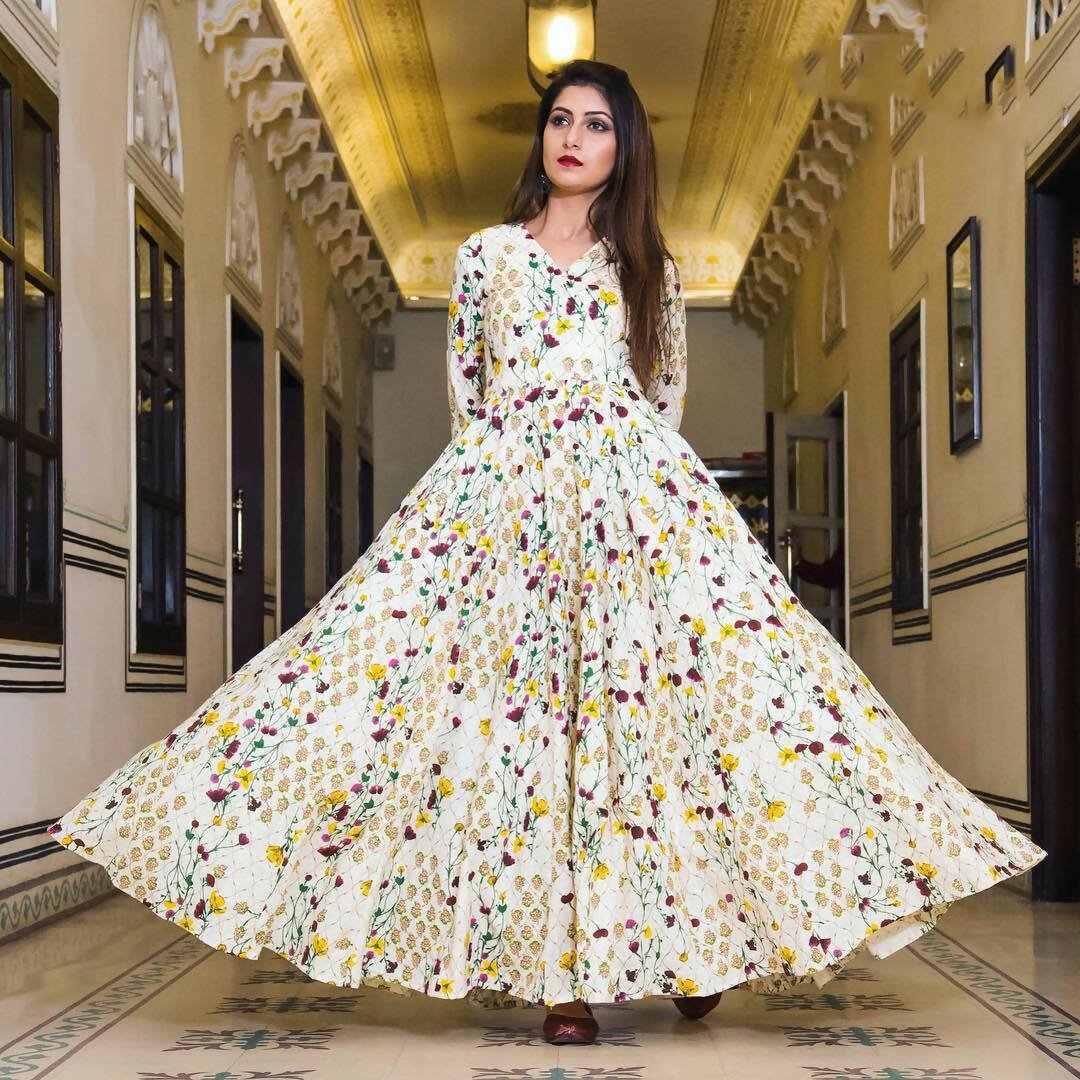 All Season Designer Cream Pure Maslin Gown - Anbazaar | Grocsy