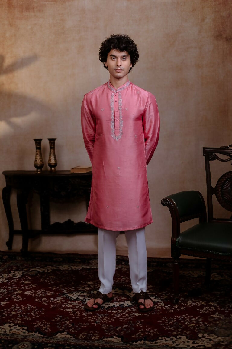 Falling Raw Silk Pink Prism Motif Kurta Set By Hilo Design | Grocsy