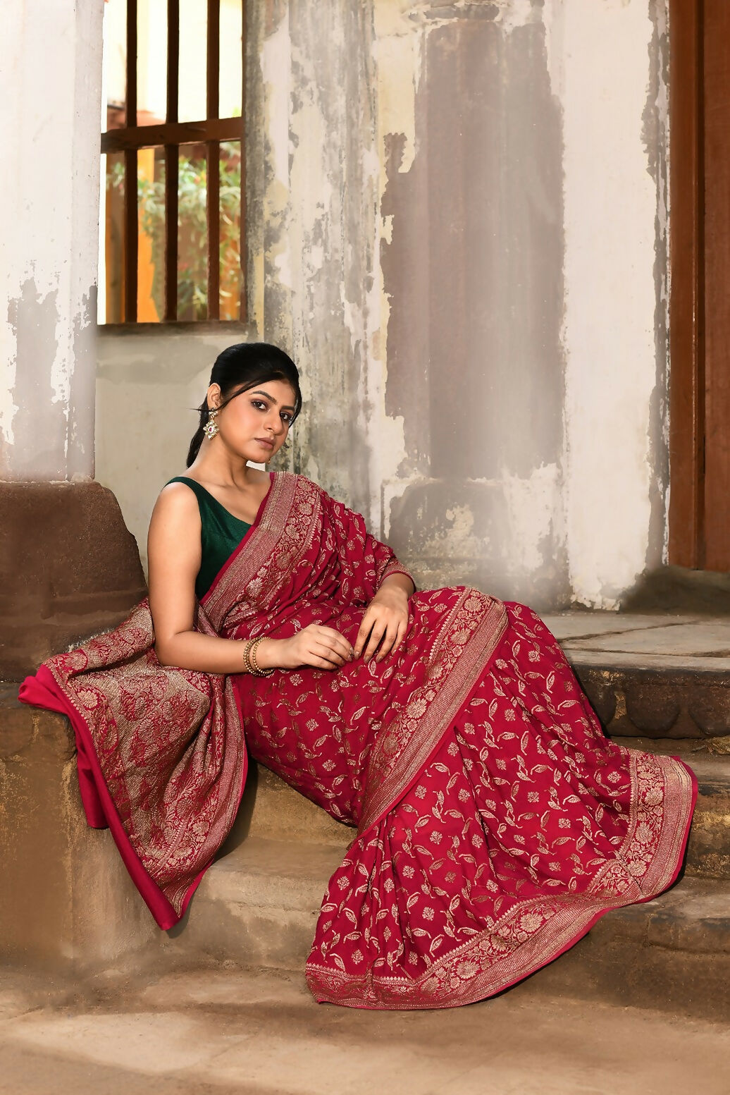 Joban Fashion Hot Pink Crepe Chiffon Banarasi Pure Handloom Banarasi Silk Saree | Grocsy