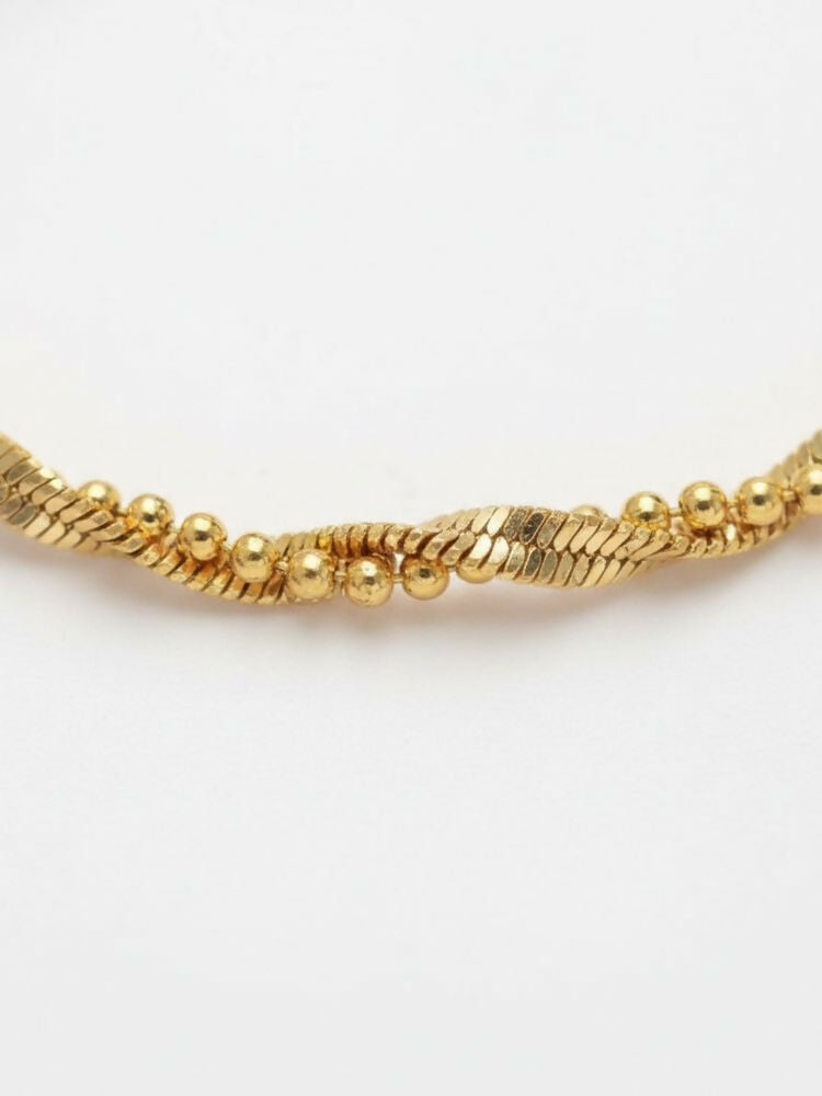 NVR Women Gold Plated Handcrafted Minimal Chain | Grocsy