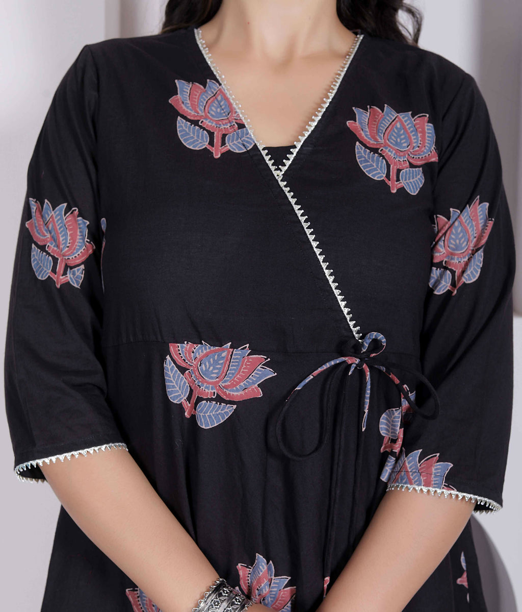 Miravan Womens Cotton Floral Print Anarkali Kurta-Black | Grocsy