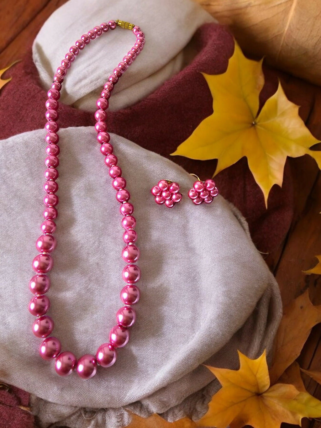 Inhanns Spectrum Everyday Pearl Sets - Single Strand - Hotpink | Grocsy