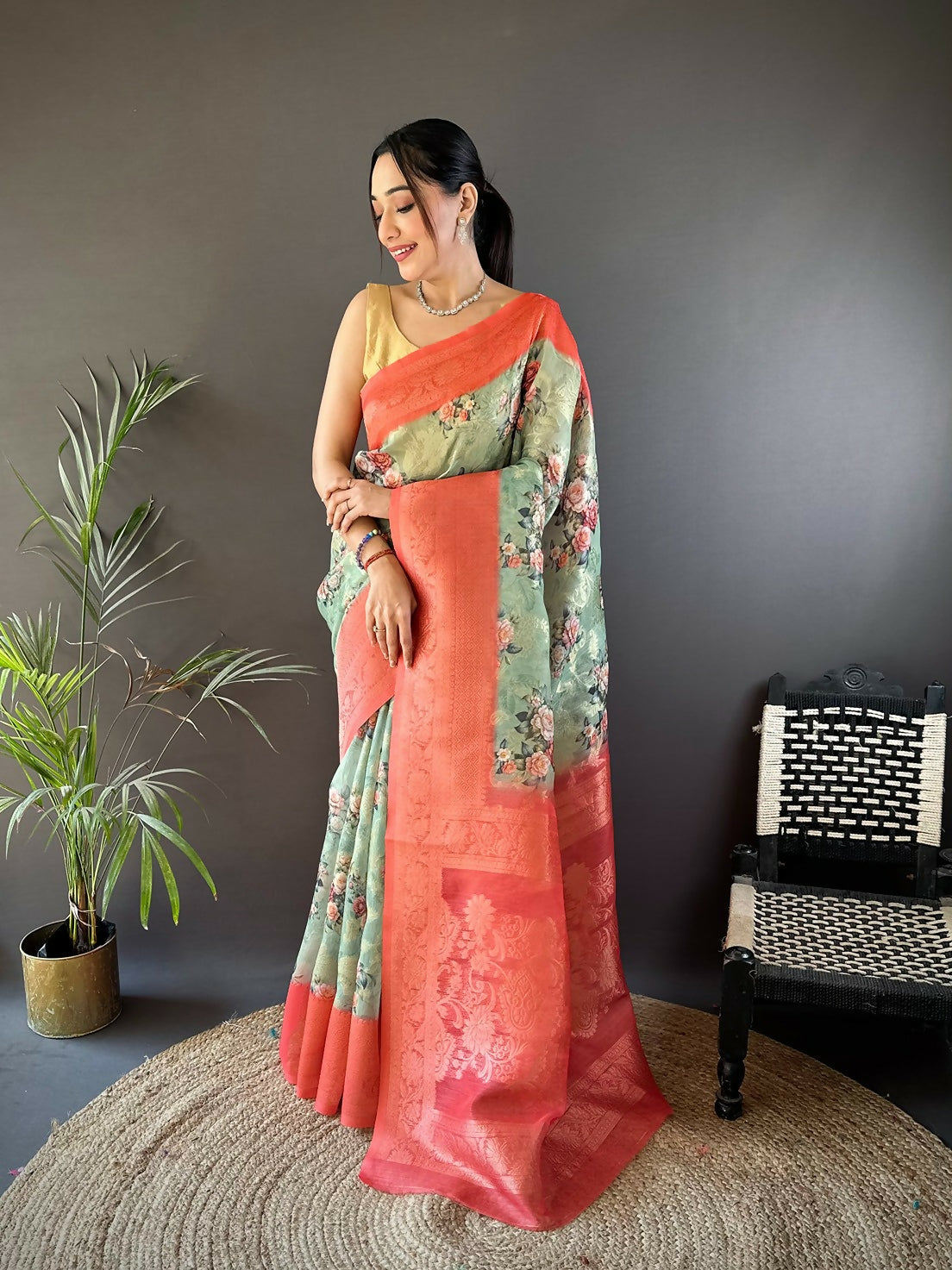 Joban Fashion Brick Red Floral Motifs Banarasi Silk Sarees | Grocsy