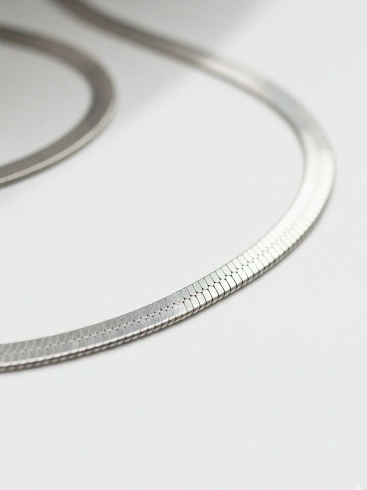 NVR Women German Silver Oxidised Chain | Grocsy