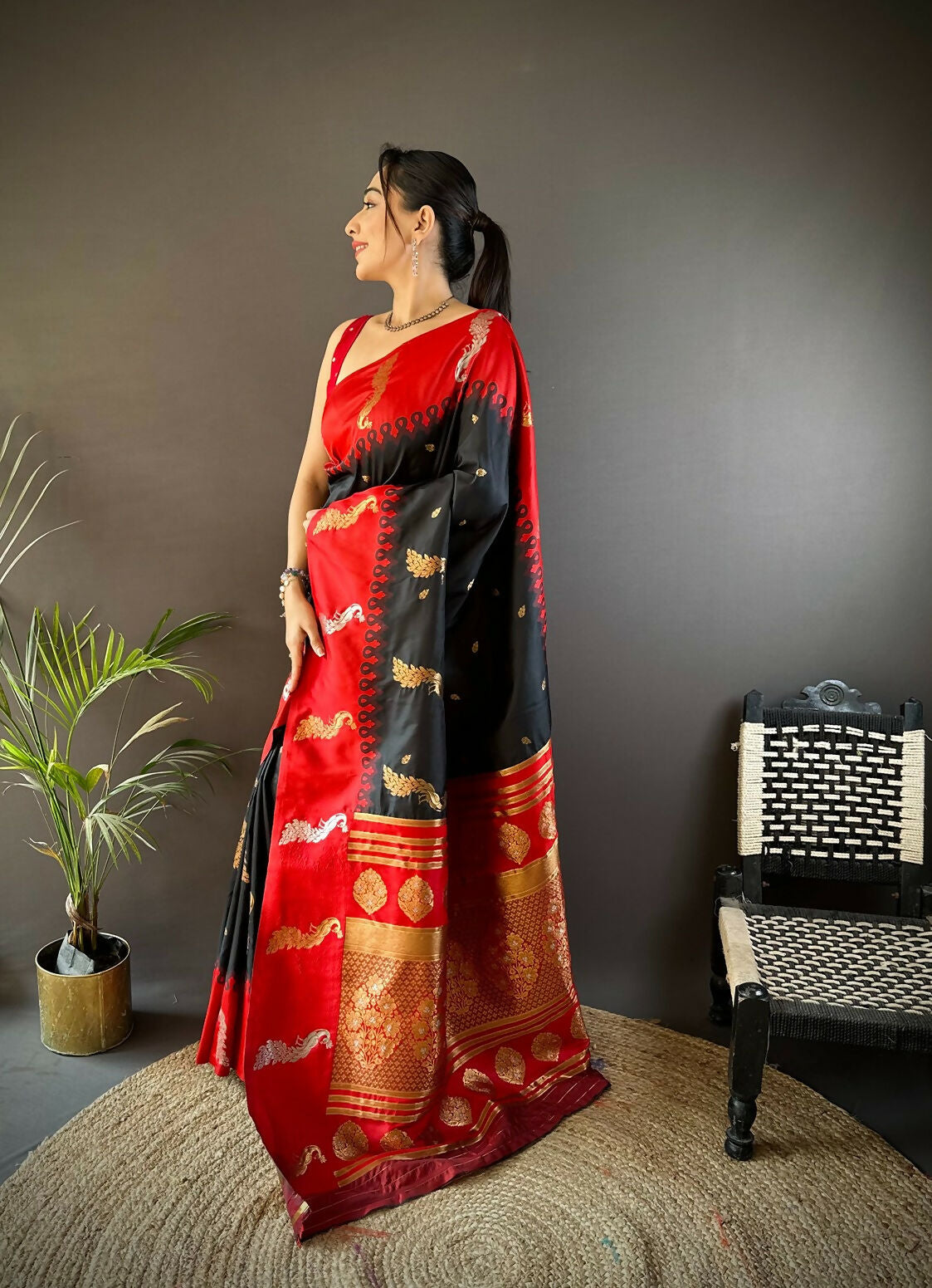 Joban Fashion Green Peacock,Butti Banarasi Silk Sarees | Grocsy