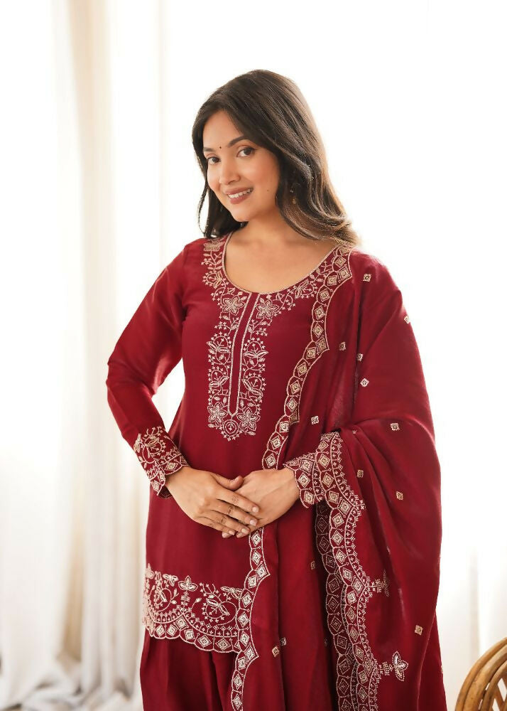 Teeya Creation Deep Red Silk Embroidered Kurta Salwar Suit Set With Scalloped Dupatta | Grocsy