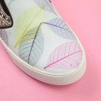 Tiny Bugs Girls Leaf Printed Slip Ons Sneakers - White | Grocsy