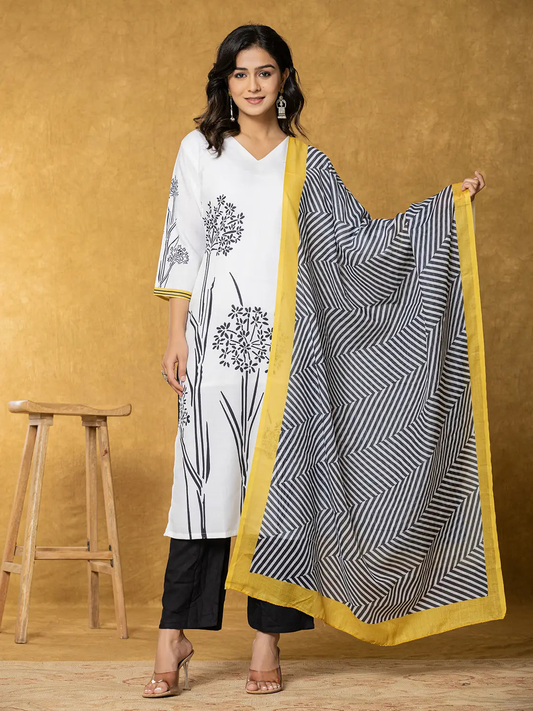 Yufta White And Black Linen Kurta Dupatta Pant Set | Grocsy