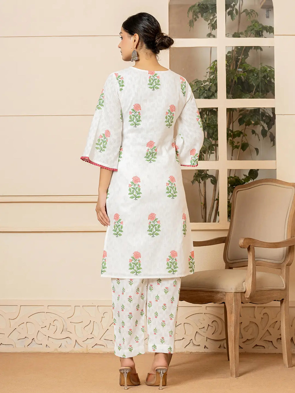Yufta White And Red Cotton Floral Print Kurta Dupatta Set | Grocsy
