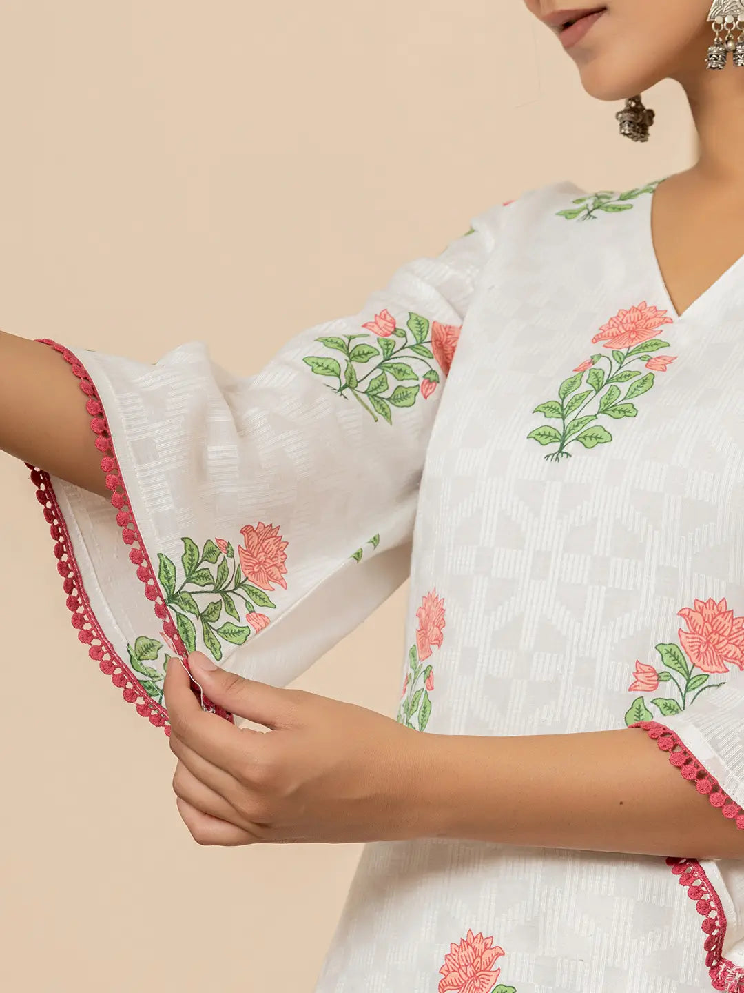 Yufta White And Red Cotton Floral Print Kurta Dupatta Set | Grocsy