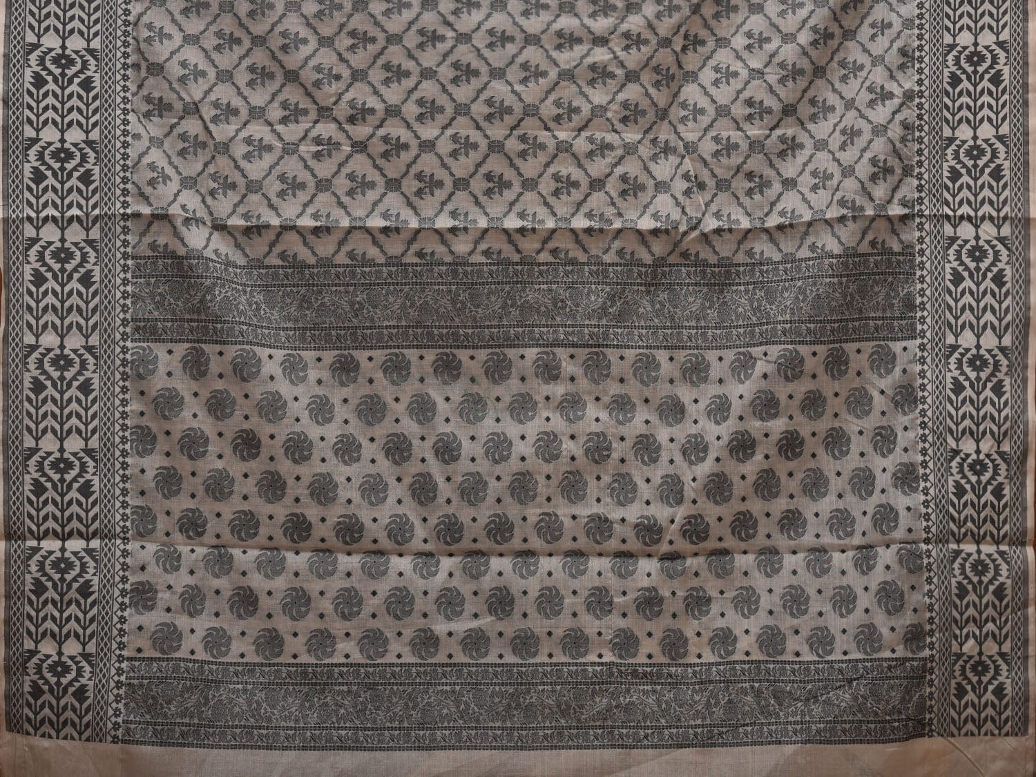 White Cut Work Cotton Handloom Saree with All Over Jamdani Style Design - Global Threads | Grocsy