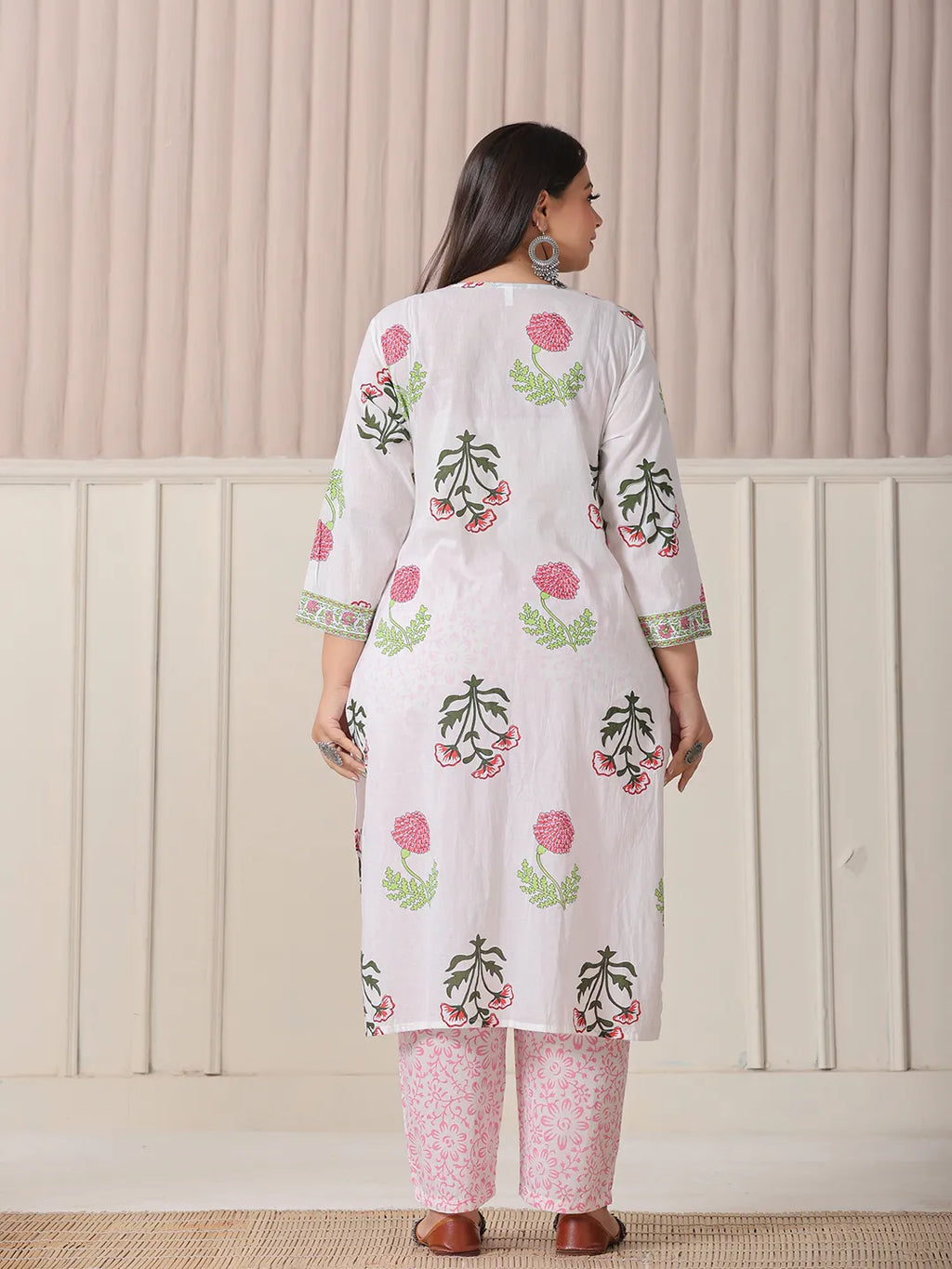 Yufta White Floral Print Cotton Show Button On Yoke Plus Size Kurta Set With Pant & Dupatta | Grocsy