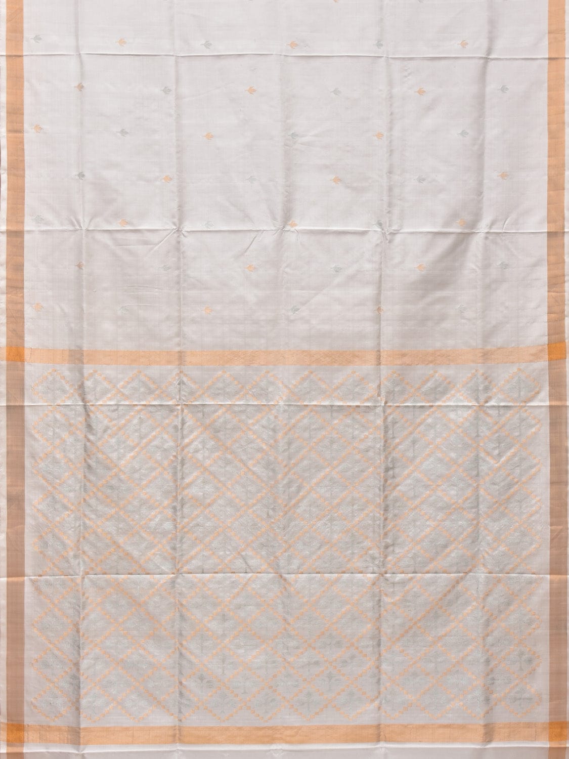 White Uppada Silk Handloom Saree with Jamdani Pallu Design - Global Threads | Grocsy