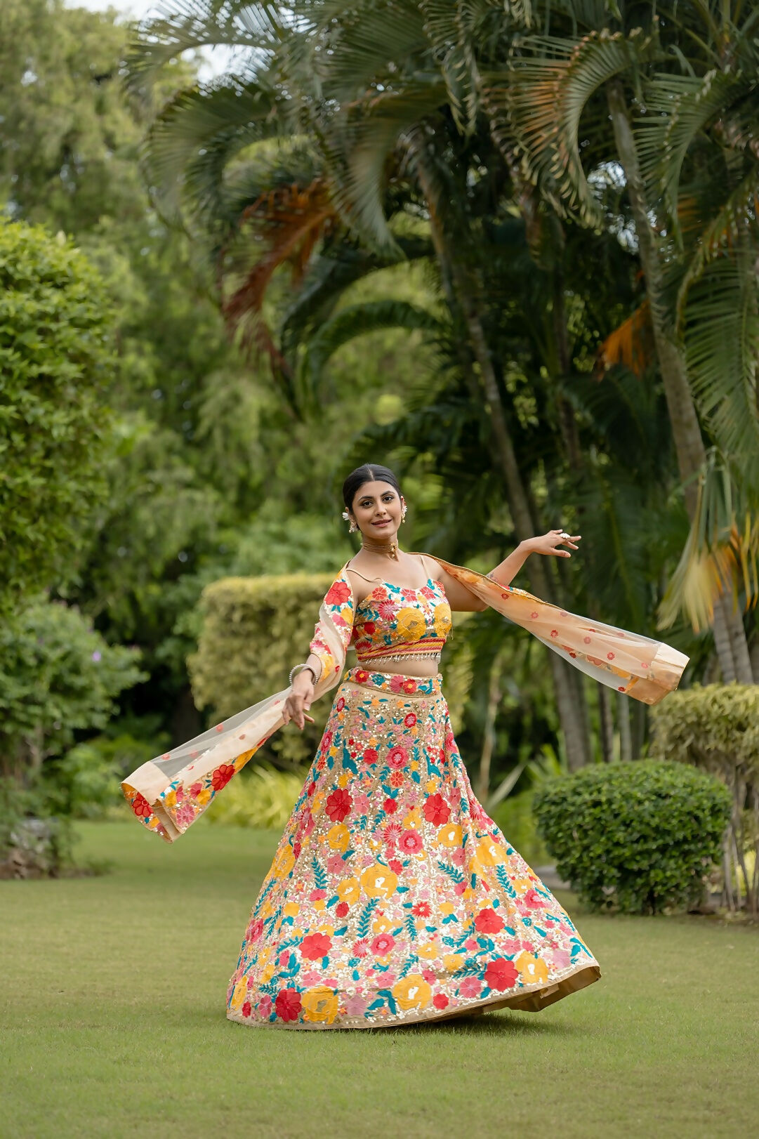 Eilara Women'S Multicolored Georgette Thread And Sequins Embroidred Work Lehenga Choli For Bride | Grocsy
