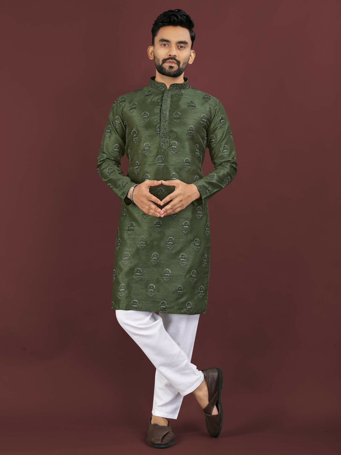 Anaita Green Embroidered Silk Straight Kurta | Grocsy