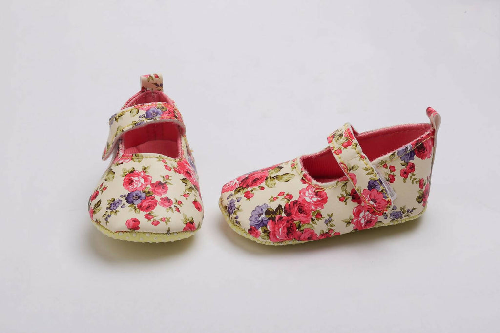 Tiny Bugs Girls Flowral Print Infants Booties - Pink | Grocsy