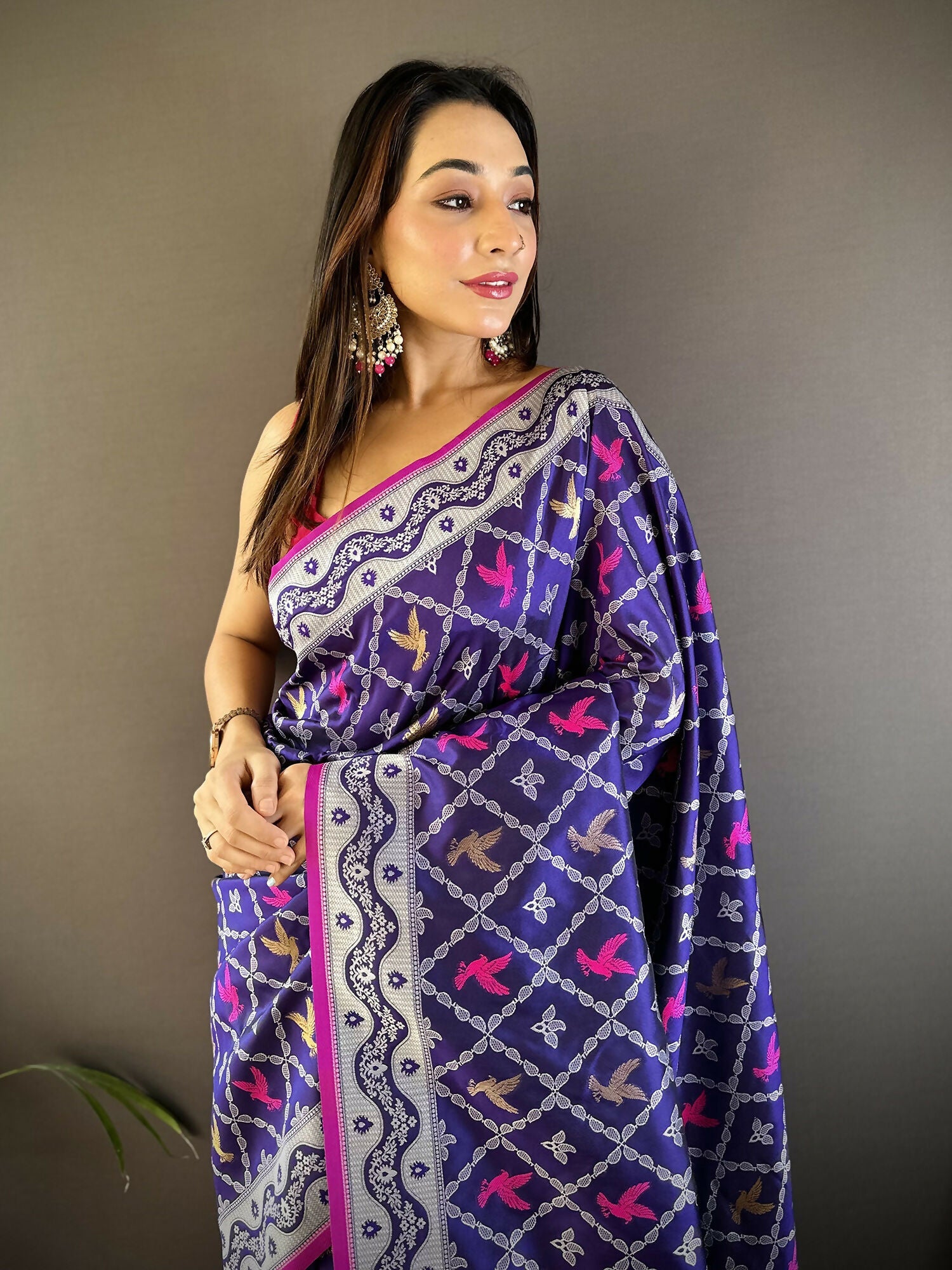 Joban Fashion Blue Jacquard Woven Pattern Lichi Soft Silk Banarasi Saree | Grocsy
