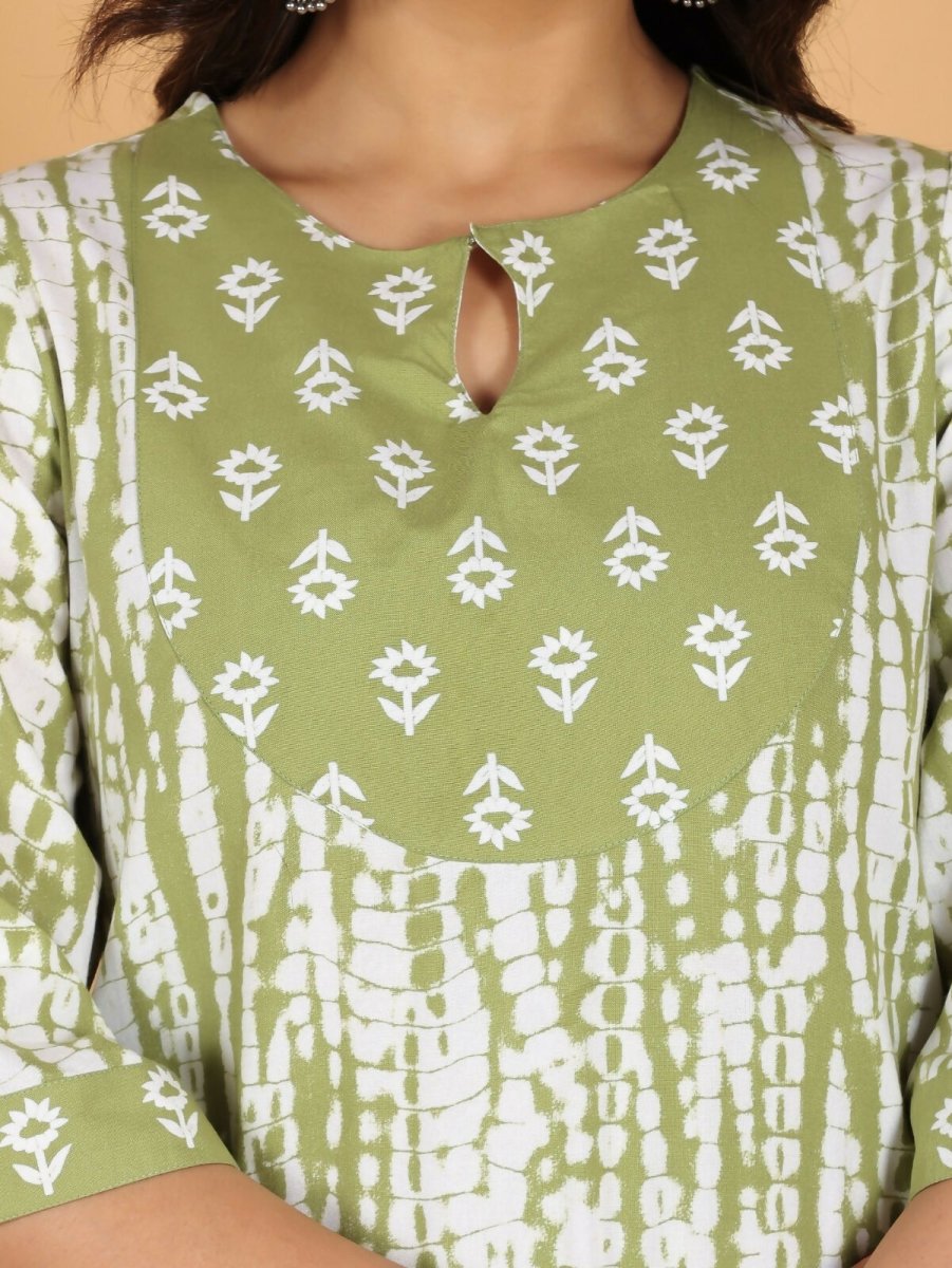 Aramya Straight Rayon Tie-Dye Print Women's Kurta - Green | Grocsy
