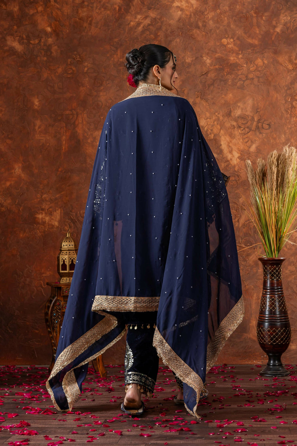 Joban Fashion deep navy blue Velvet Embroidery Kurta Set | Grocsy