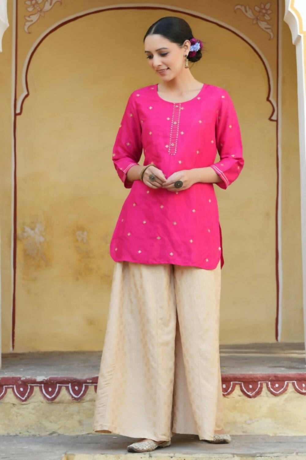 Juniper Women Fuchsia Shantoon Embroidered Straight Tunic | Grocsy