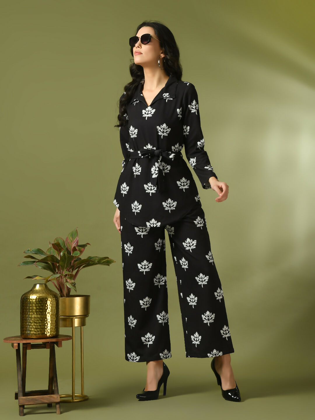 Myshka Women's Black Printed Polo Collar Party Top With Trousers Co-ord set | Grocsy