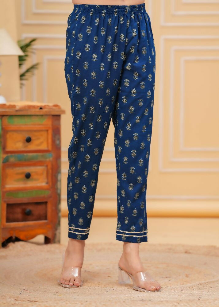 Jaimini Women Cotton Printed Round Neck Calf Length Flared Kurta Pant And Dupatta Set | Grocsy