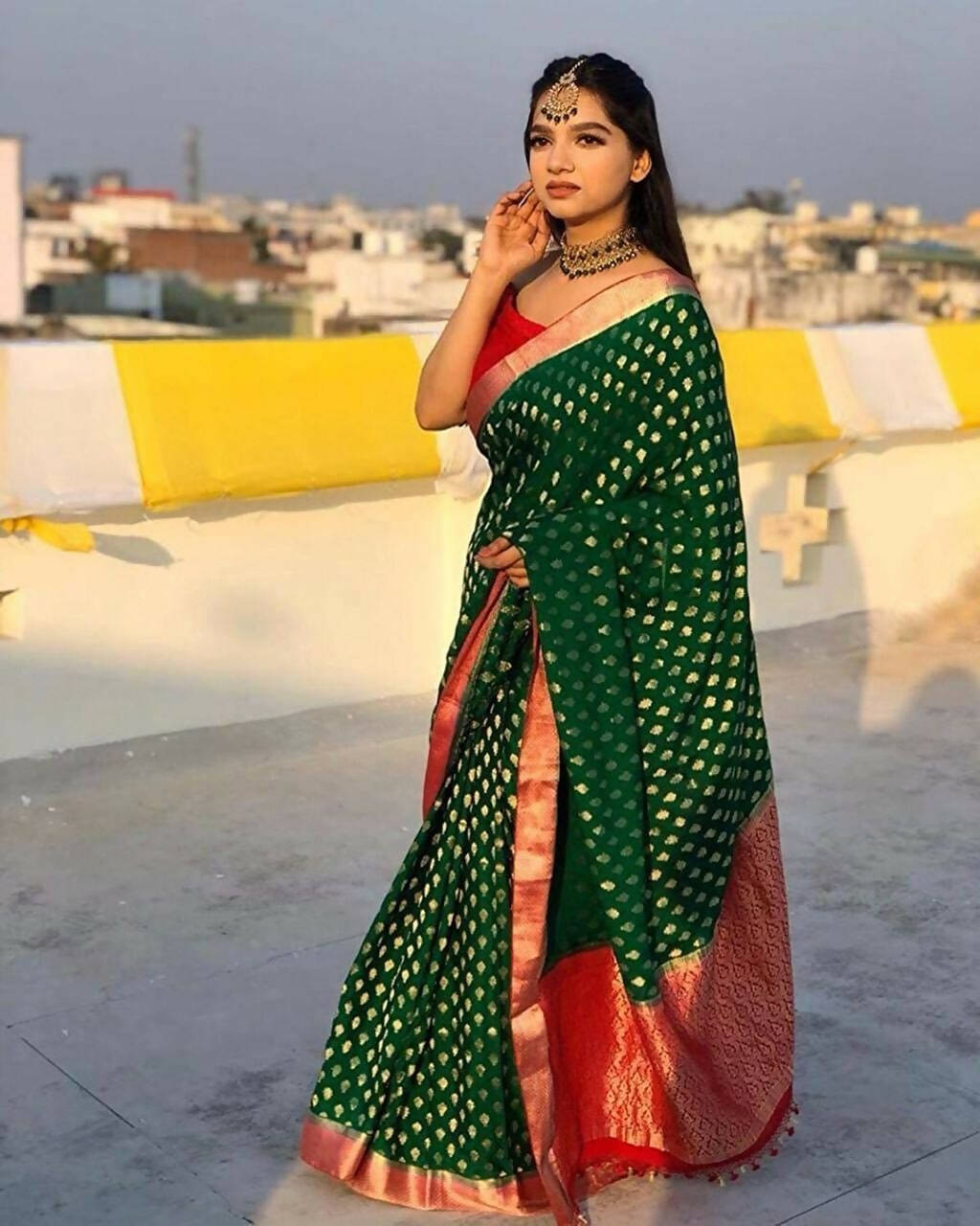 DEIANA'S Beautiful Designer Golden zari Soft Lichi Silk Saree - Green | Grocsy