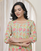 Vaasva Women Multi Cotton Printed Straight Kurti With Pant | Grocsy