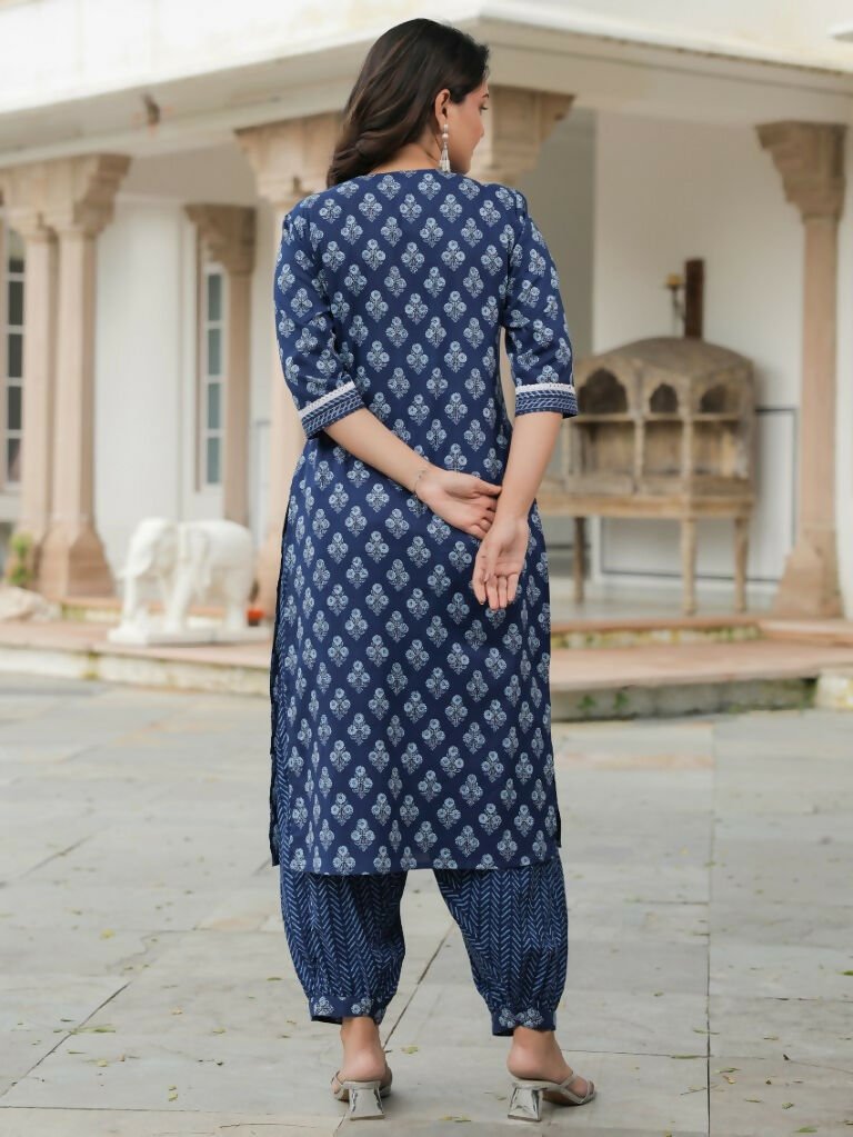 Aramya Straight Soft Cotton Floral Print Women's Kurta Set - Blue | Grocsy